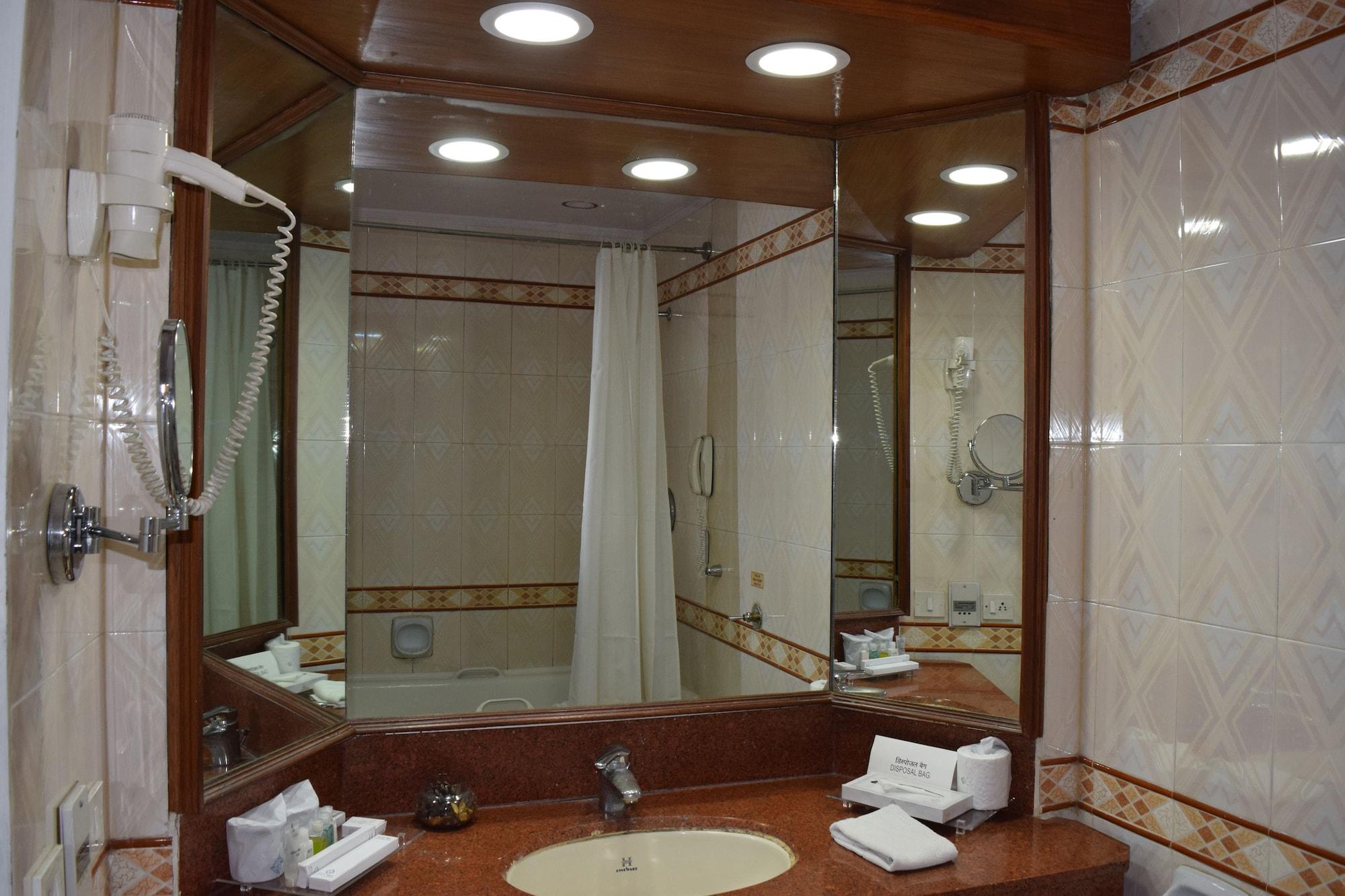 Hotel Samrat, Нью-Делі Екстер'єр фото