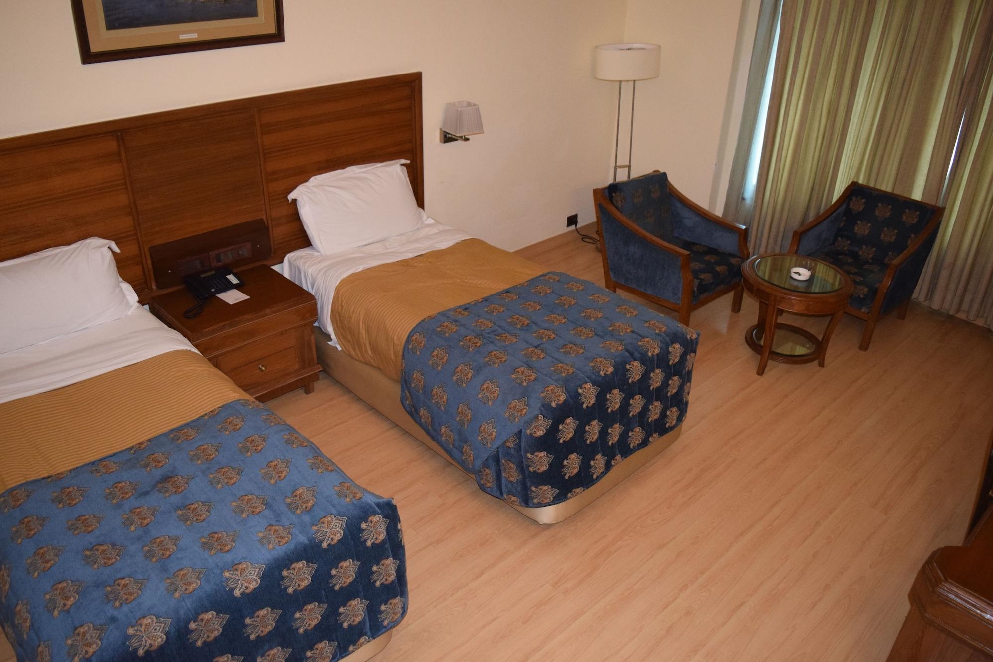 Hotel Samrat, Нью-Делі Екстер'єр фото