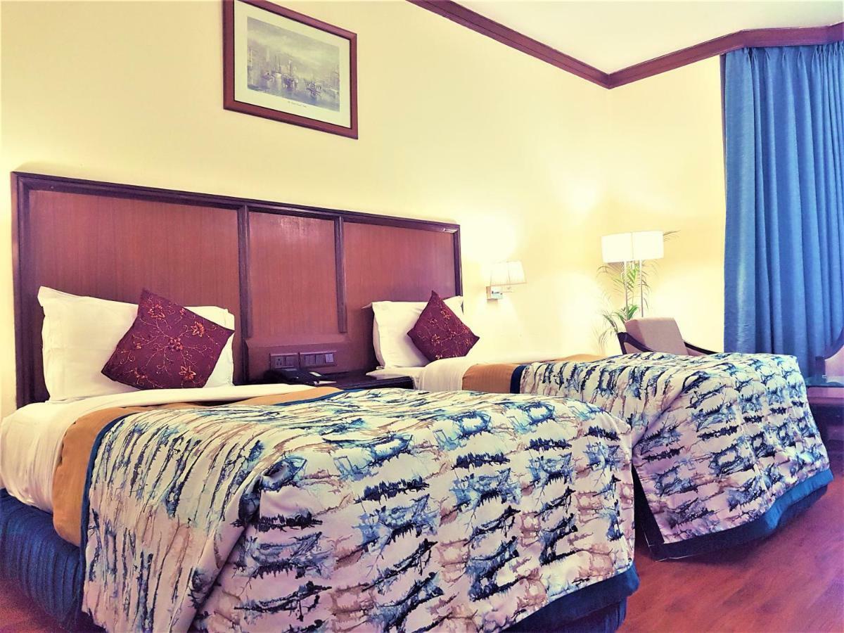 Hotel Samrat, Нью-Делі Екстер'єр фото